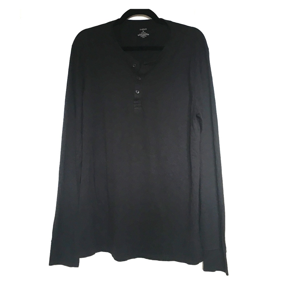 Black Henley Men’s XL t-shirt